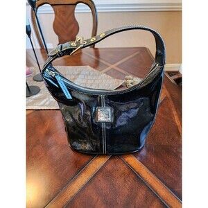 Dooney and Bourke Small Shoulder Bag Black